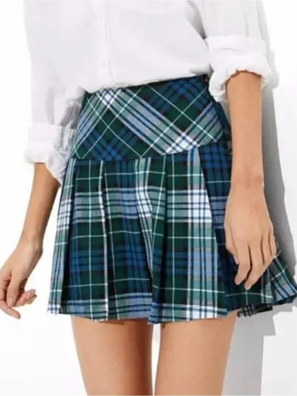American Eagle Highest Rise Plaid Mini Skirt w Stretch